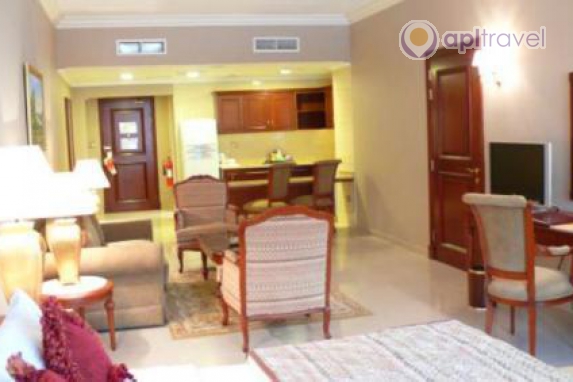 Royal Ascot Hotel