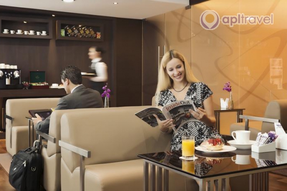 Park Regis Kris Kin Hotel