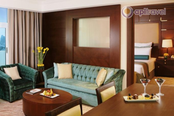 Park Regis Kris Kin Hotel
