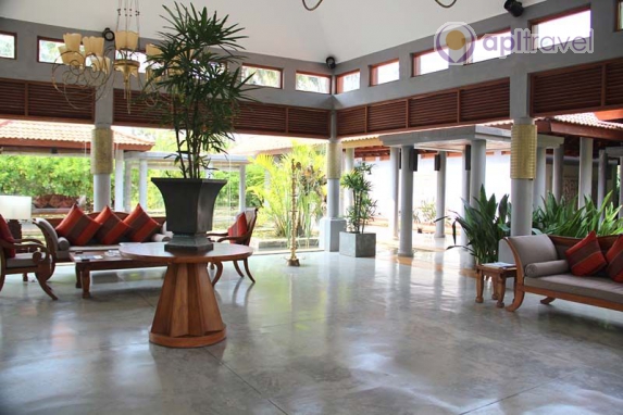 Serene Pavilions