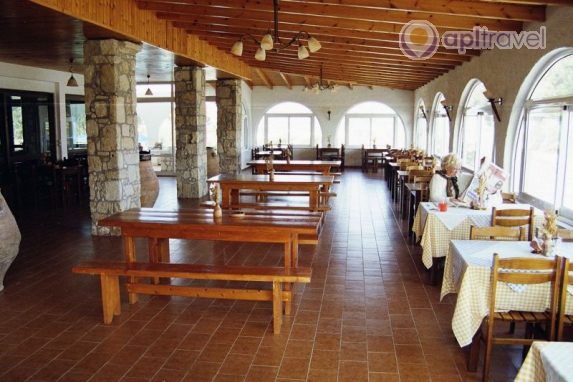 Tsagarakis Beach